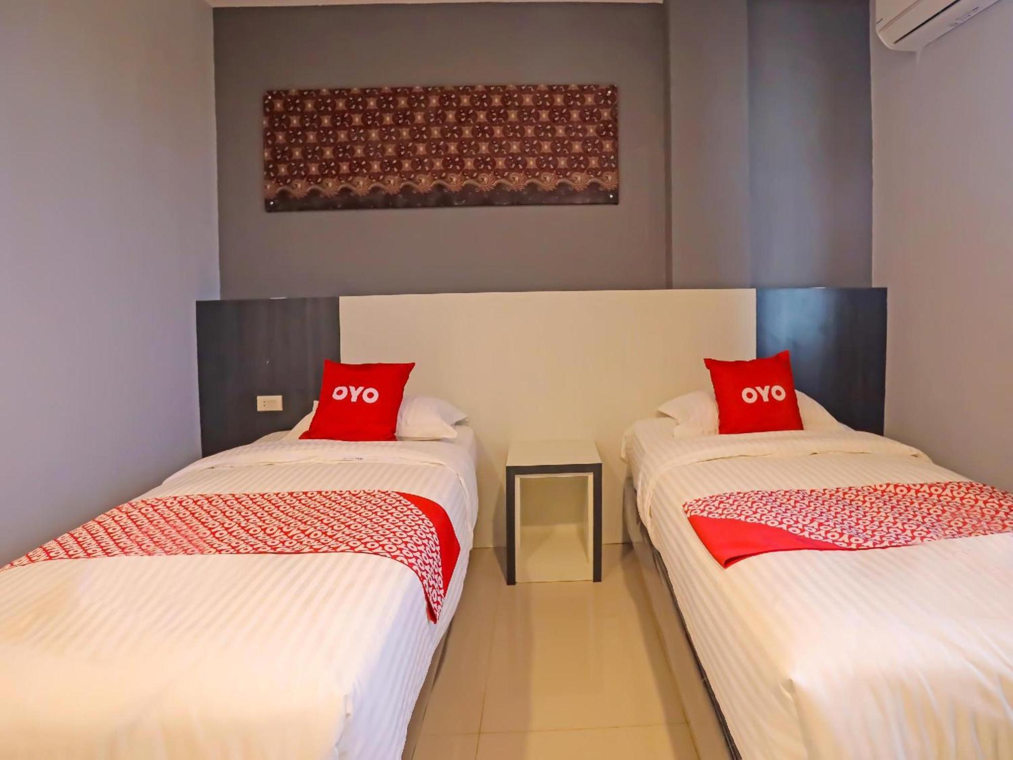 Super Oyo Capital O 92096 Kuala Ulee Lheue Syariah Hotel 3*