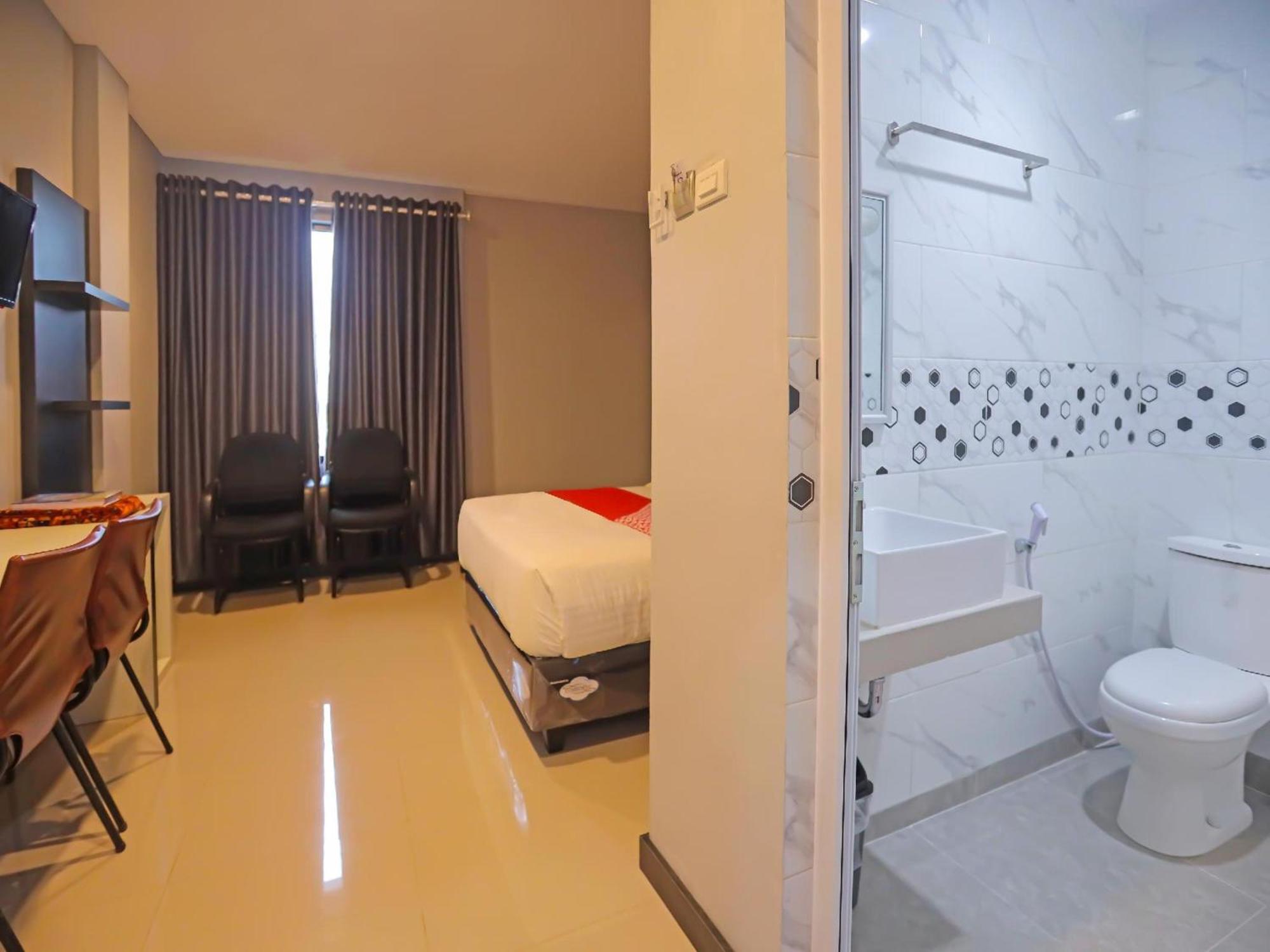 Super Oyo Capital O 92096 Kuala Ulee Lheue Syariah 3*
