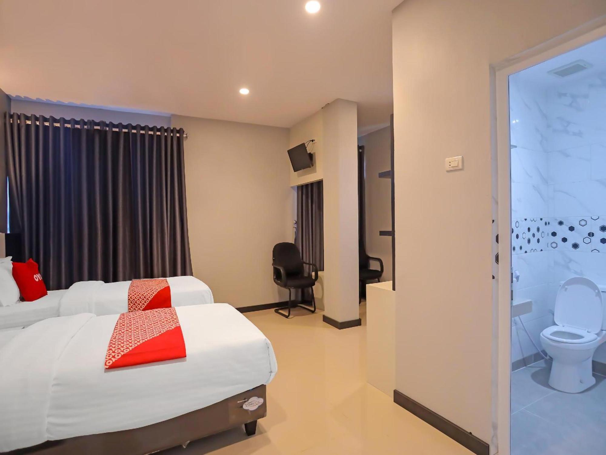 Super Oyo Capital O 92096 Kuala Ulee Lheue Syariah Hotel 3*