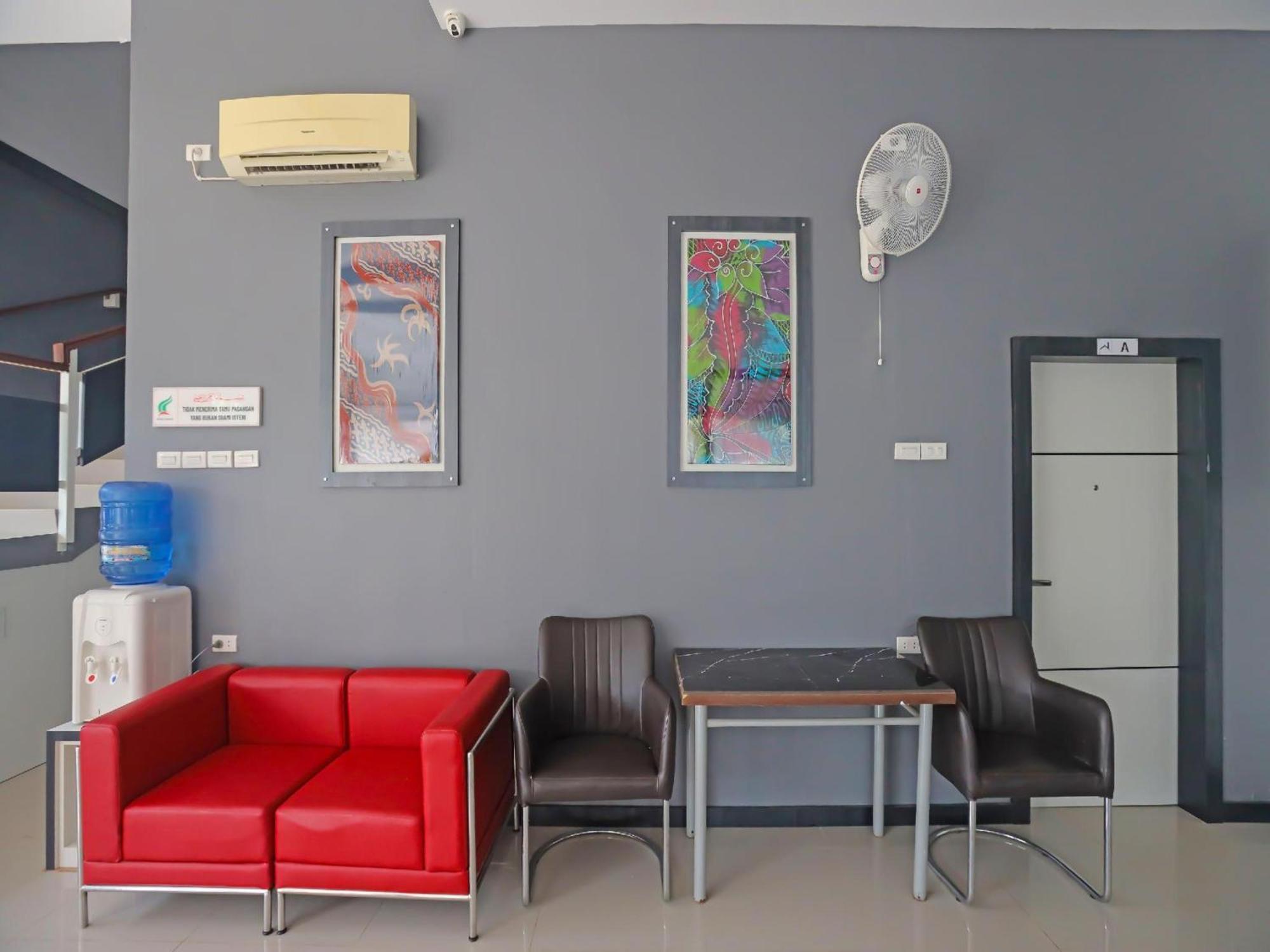Super Oyo Capital O 92096 Kuala Ulee Lheue Syariah 3*