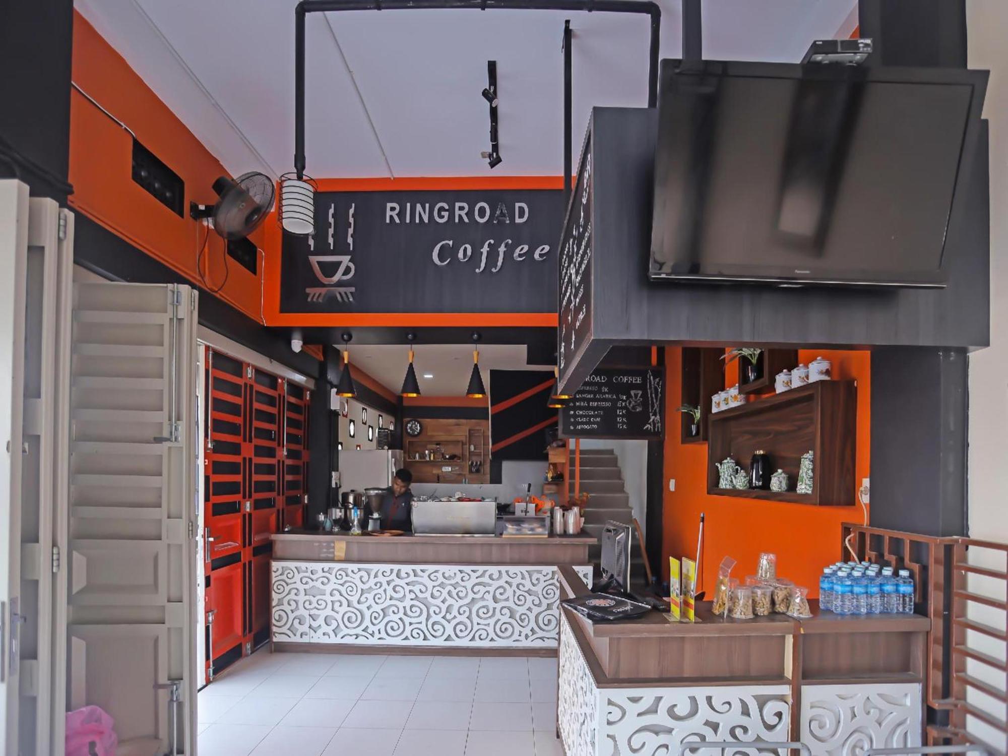 Super Oyo Capital O 92096 Kuala Ulee Lheue Syariah Hotel 3*
